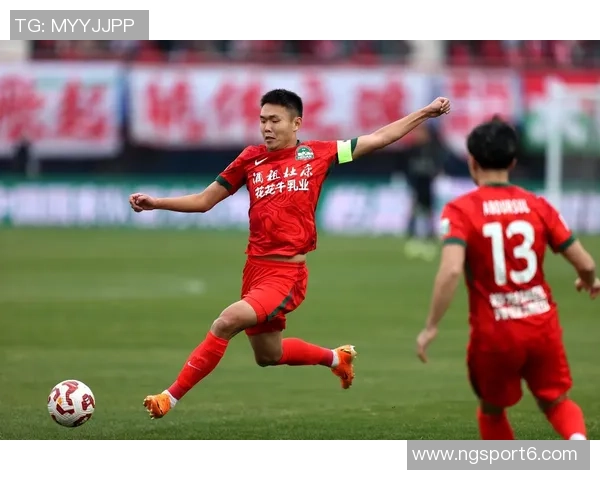 河南俱乐部酒祖杜康与云南玉昆战平尹鸿博中超告别战感人落幕