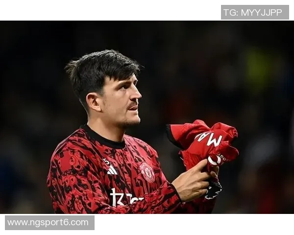 吉滕斯表现不佳引发热议5600万转会费6场比赛颗粒无收