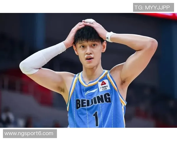 林书豪曾凡博重聚澳门两位首钢7号的精彩时刻回忆